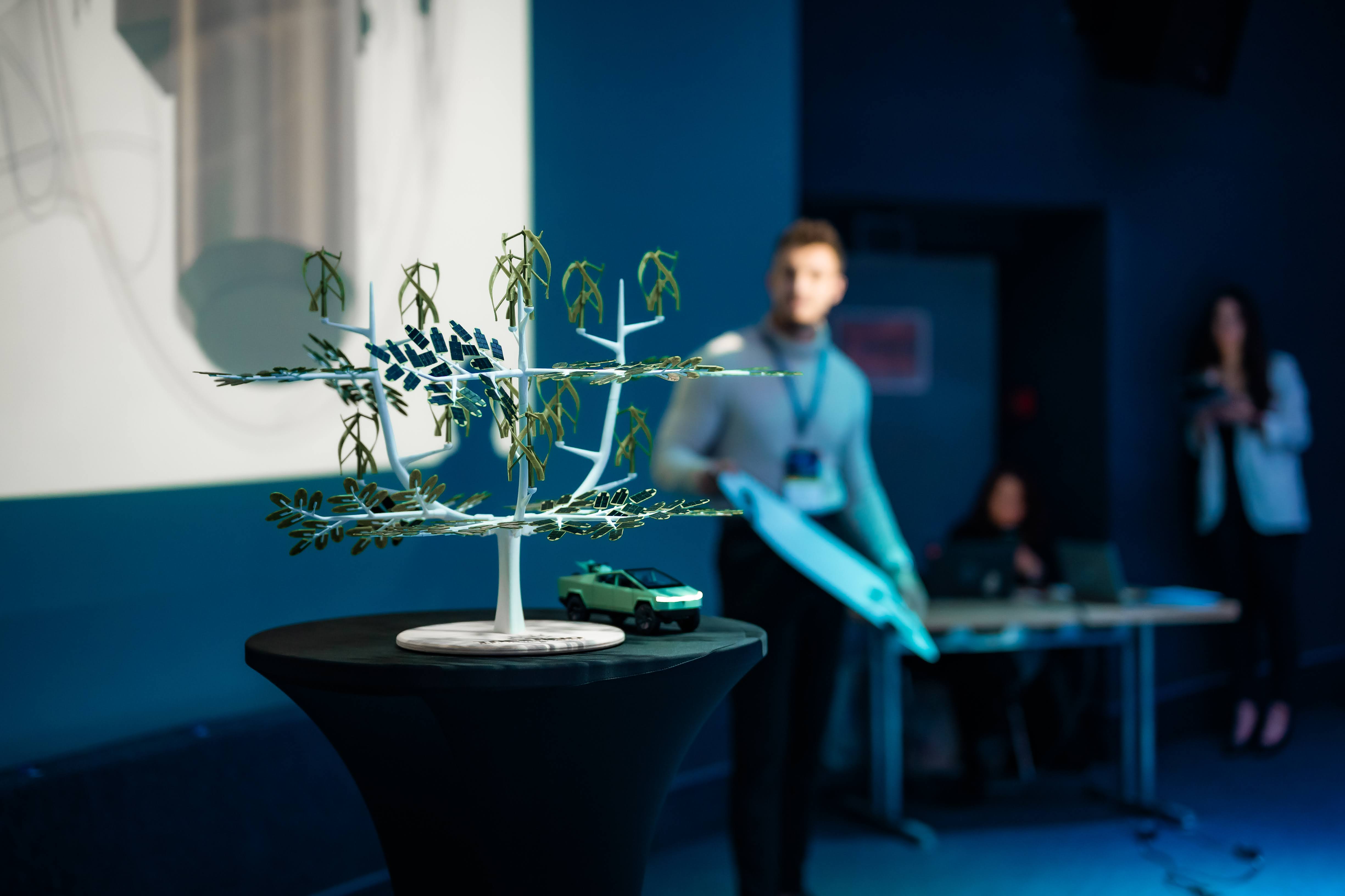 Tree projection systems